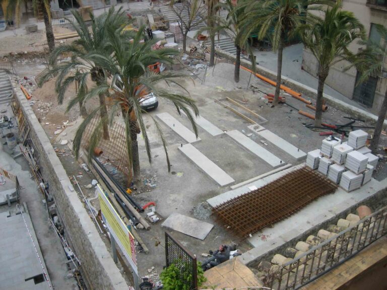 021 Plaza del Carmen - Restructuration d’une place historique sur l’emprise d’un ancien couvent dominicain  - Photo 2